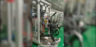 Δοκιμάζοντας την αντοχή του E350 στο εργοστάσιο της Sportop!