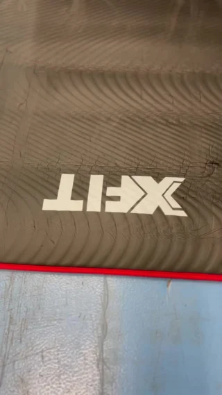Core power unlocked: A comfy  mat, a dynamic medicine ball, and your journey to toned abs! @xfit.gr #fitgirls #setgoals #xtrgr #xfitgr
