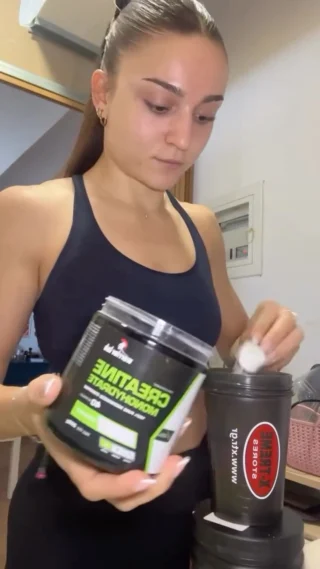 Serving cocktails, athlete edition 💪🍸#athlete #xtrgr #trackandfield #fitness #supplements